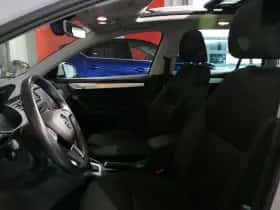 Škoda Octavia (2019) thumbnail 23