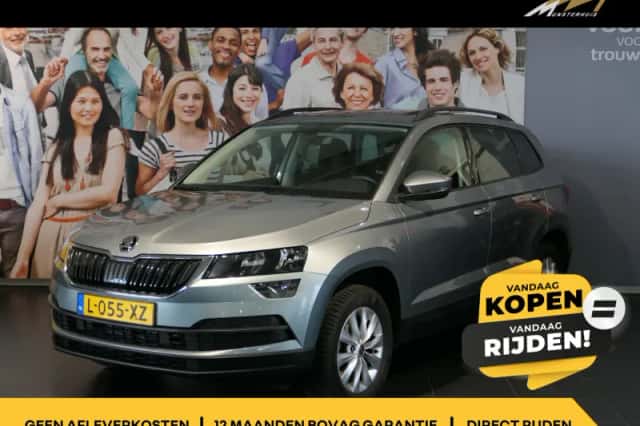 Škoda Karoq (2021) thumbnail 1