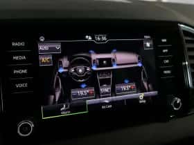 Škoda Karoq (2021) thumbnail 40