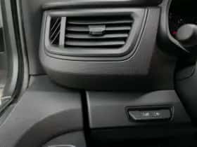 Renault Trafic (2022) thumbnail 17