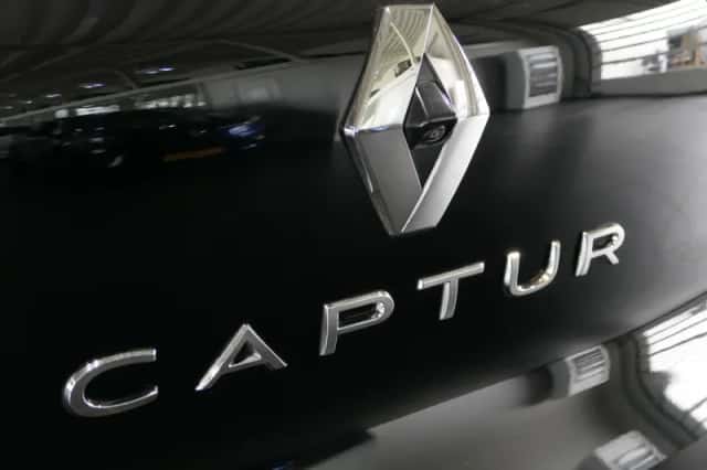 Renault Captur (2022) thumbnail 5