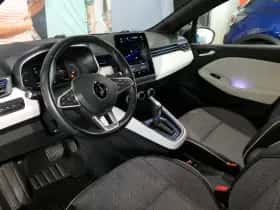 Renault Clio (2021) thumbnail 21