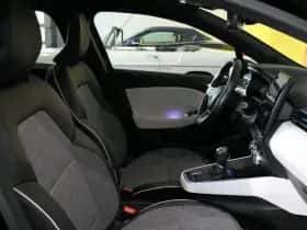Renault Clio (2021) thumbnail 45