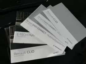Renault Clio (2021) thumbnail 47