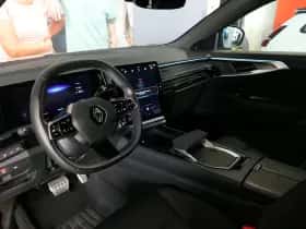 Renault Austral (2024) thumbnail 23