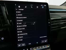 Renault Austral (2024) thumbnail 47