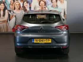 Renault Clio (2022) thumbnail 4