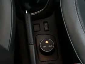 Renault Captur (2016) thumbnail 16