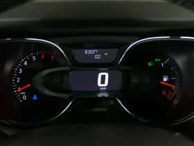 Renault Captur (2016) thumbnail 26