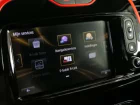 Renault Captur (2016) thumbnail 39