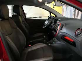 Renault Captur (2016) thumbnail 43