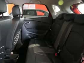Renault Captur (2016) thumbnail 9