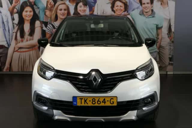 Renault Captur (2018) thumbnail 2