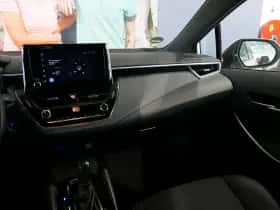 Toyota Corolla (2023) thumbnail 18