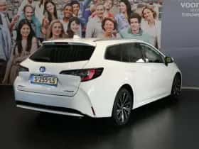 Toyota Corolla (2023) thumbnail 3