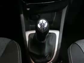 Renault Clio (2013) thumbnail 15