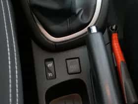 Renault Clio (2013) thumbnail 16
