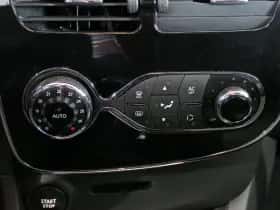 Renault Clio (2013) thumbnail 18