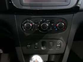 Dacia Sandero (2015) thumbnail 15