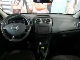 Dacia Sandero (2015) thumbnail 9