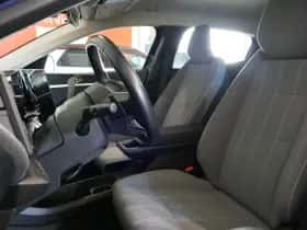 Renault Mégane E-Tech (2023) thumbnail 19