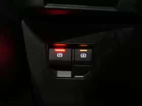 Renault Mégane E-Tech (2023) thumbnail 21