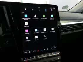 Renault Mégane E-Tech (2023) thumbnail 31