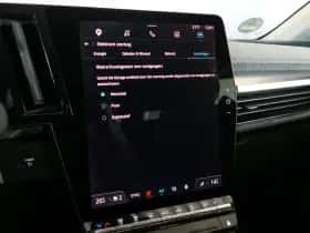 Renault Mégane E-Tech (2023) thumbnail 35