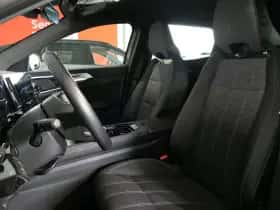 Renault Austral (2023) thumbnail 26