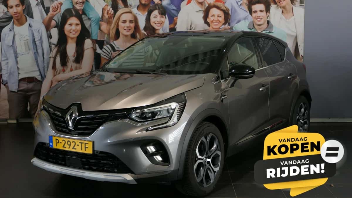 Renault Captur (2022) — foto 1