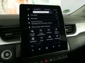 Renault Captur (2022) thumbnail 31
