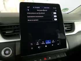Renault Captur (2022) thumbnail 43