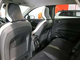 Renault Captur (2022) thumbnail 7