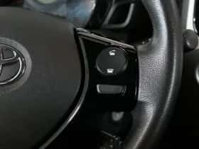 Toyota Aygo (2017) thumbnail 14