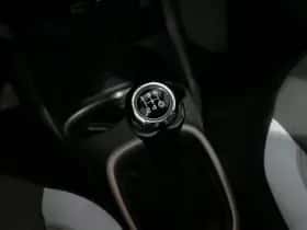Toyota Aygo (2017) thumbnail 15