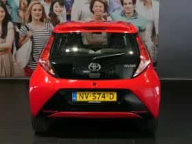 Toyota Aygo (2017) thumbnail 4