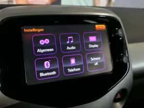 Toyota Aygo (2017) thumbnail 34