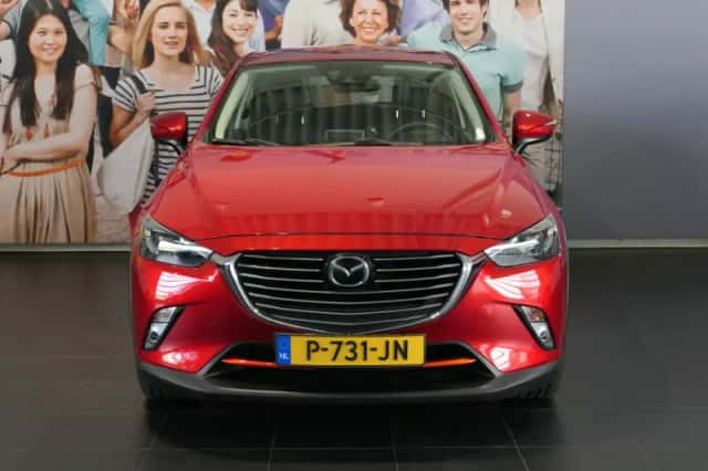 Mazda CX-3 (2016) thumbnail 2