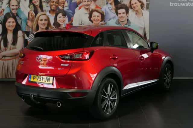 Mazda CX-3 (2016) thumbnail 3
