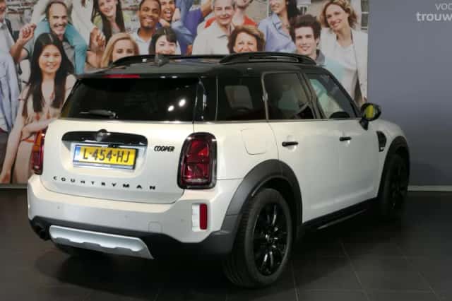 MINI Countryman (2021) thumbnail 3