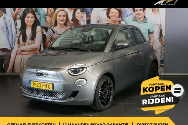 Fiat 500 (2022) thumbnail 1