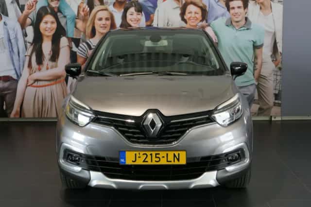 Renault Captur (2019) thumbnail 2