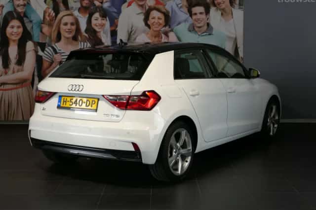 Audi A1 (2020) thumbnail 3