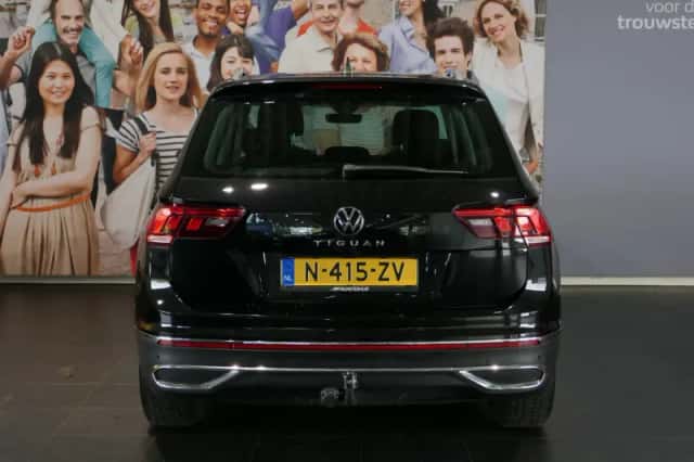 Volkswagen Tiguan (2021) thumbnail 4