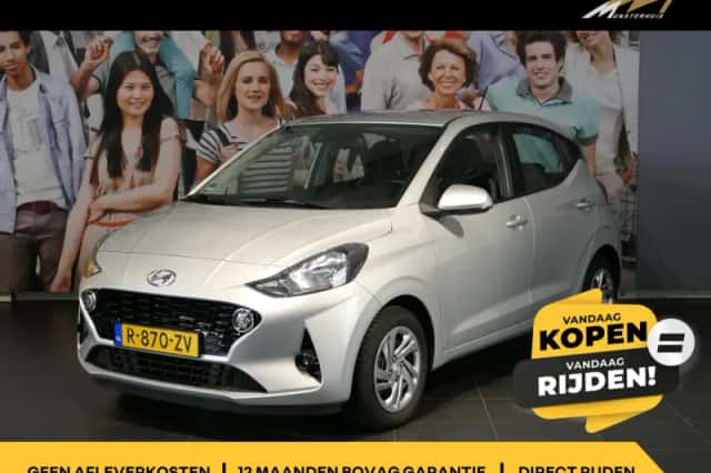 Hyundai i10 (2023) thumbnail 1
