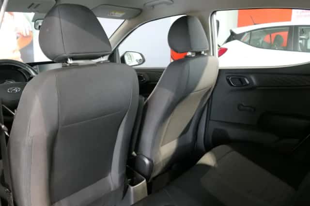 Hyundai i10 (2023) thumbnail 6