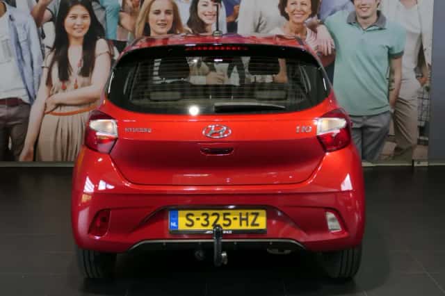 Hyundai i10 (2023) thumbnail 4