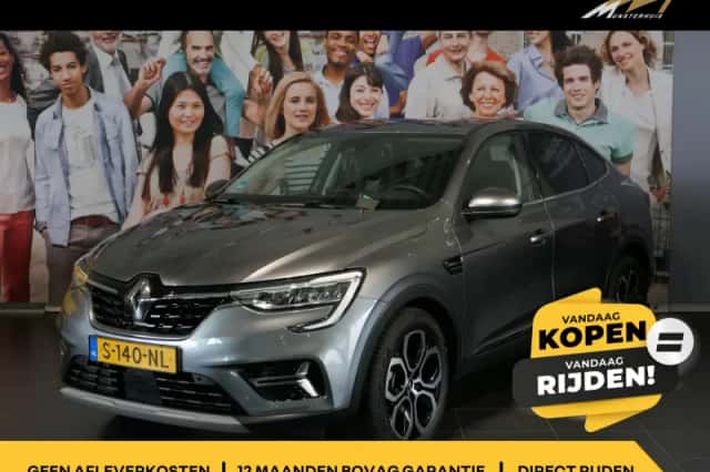Renault Arkana (2023) thumbnail 1