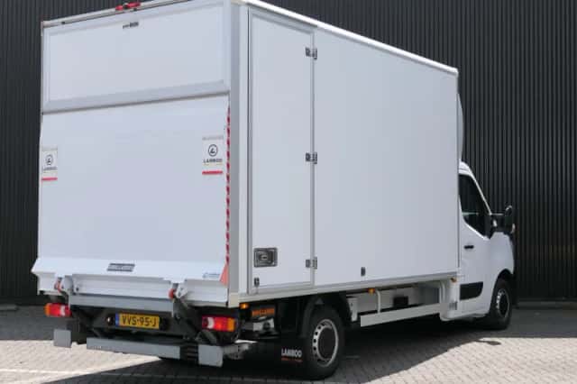 Renault Master (2023) thumbnail 3