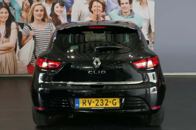 Renault Clio (2018) thumbnail 4